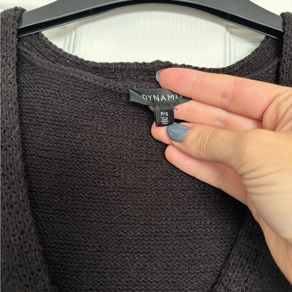 Knit vest - Picture 2 of 2